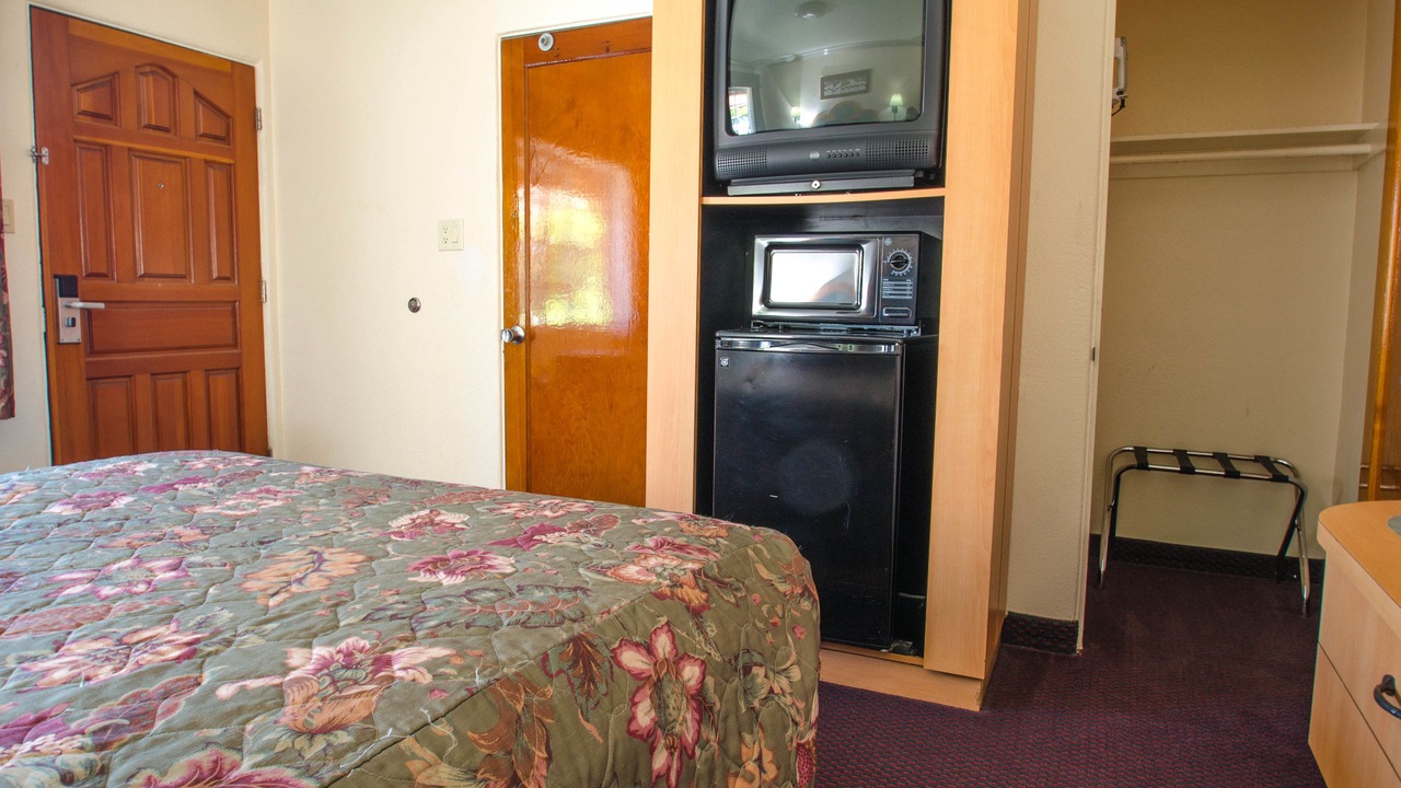 Photo of Bedroom in Los Banos