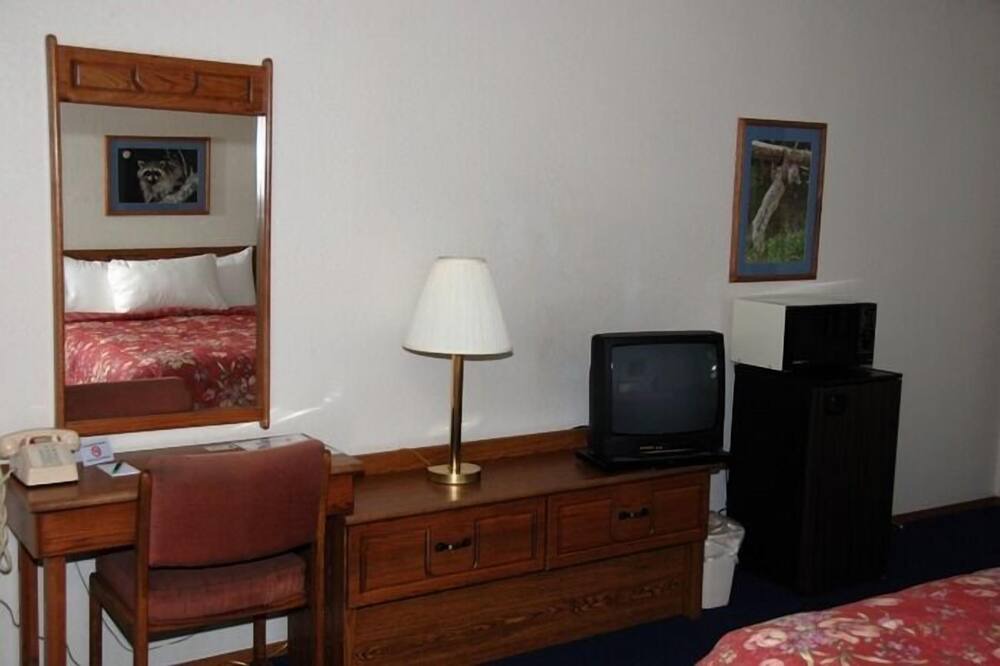 Photo of Bedroom in Mi-Wuk Village