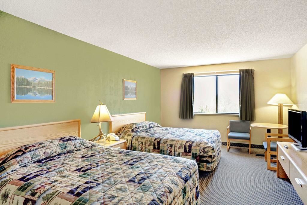 Photo of Bedroom in Topaz Lake