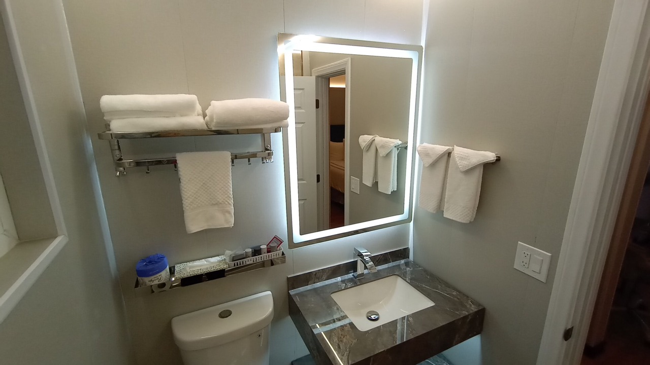 Photo of Bathroom in Bishop