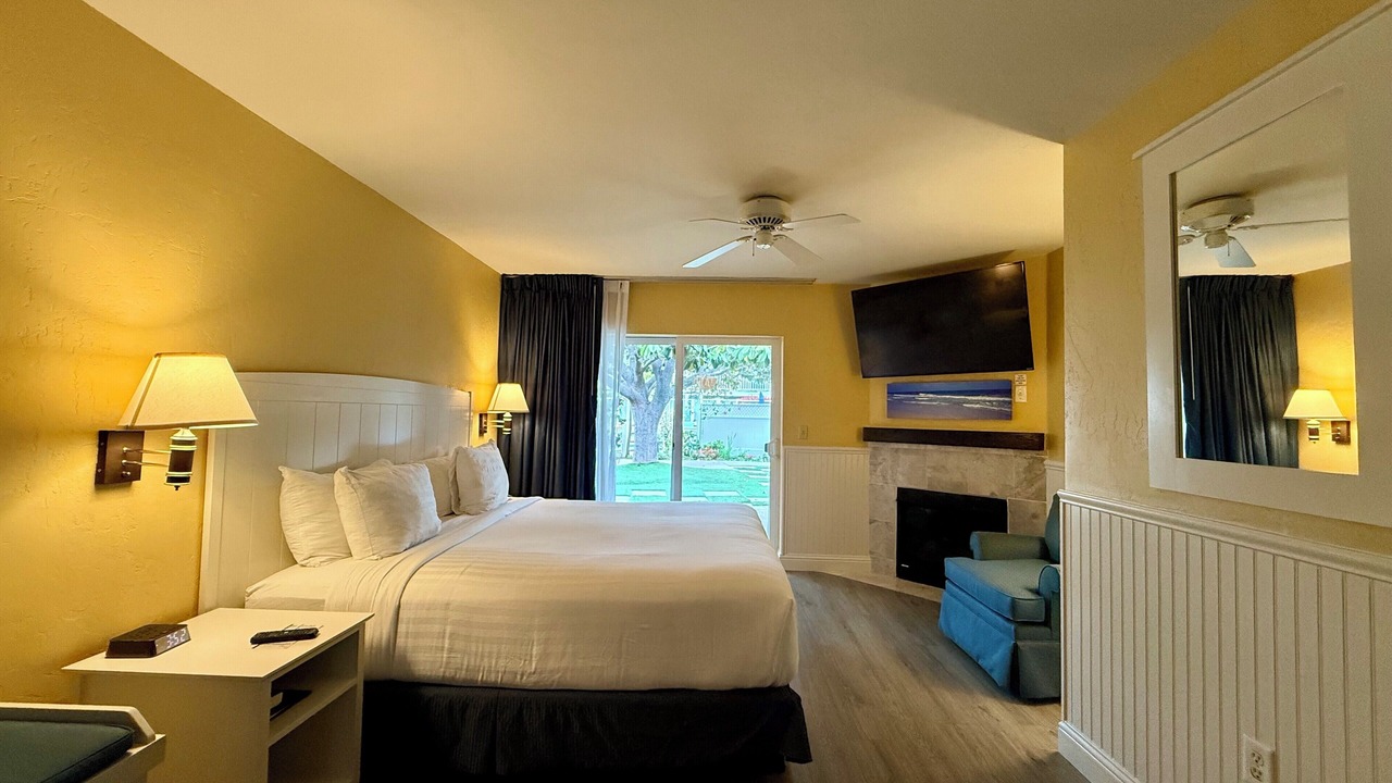 Photo of Bedroom in Downtown Monterey