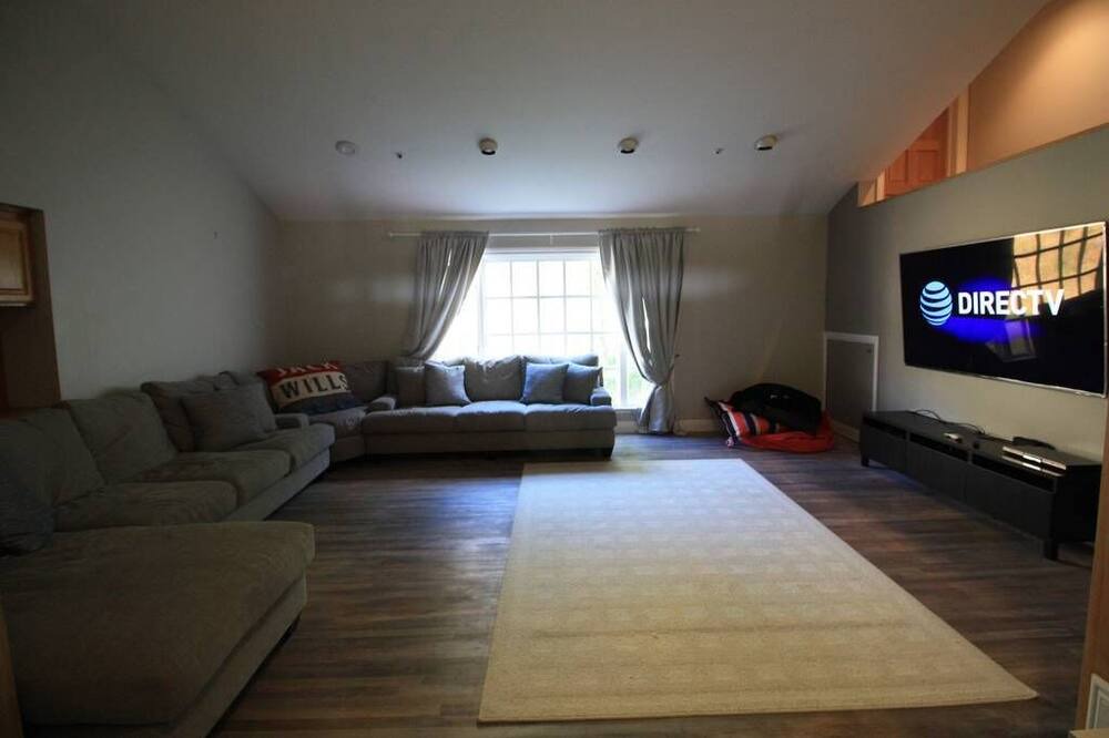 Photo of Livingroom in Orinda