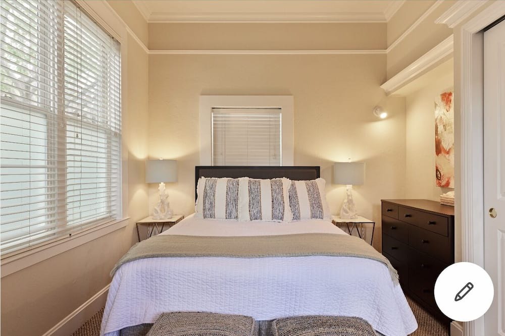 Photo of Bedroom in Picnic Valley