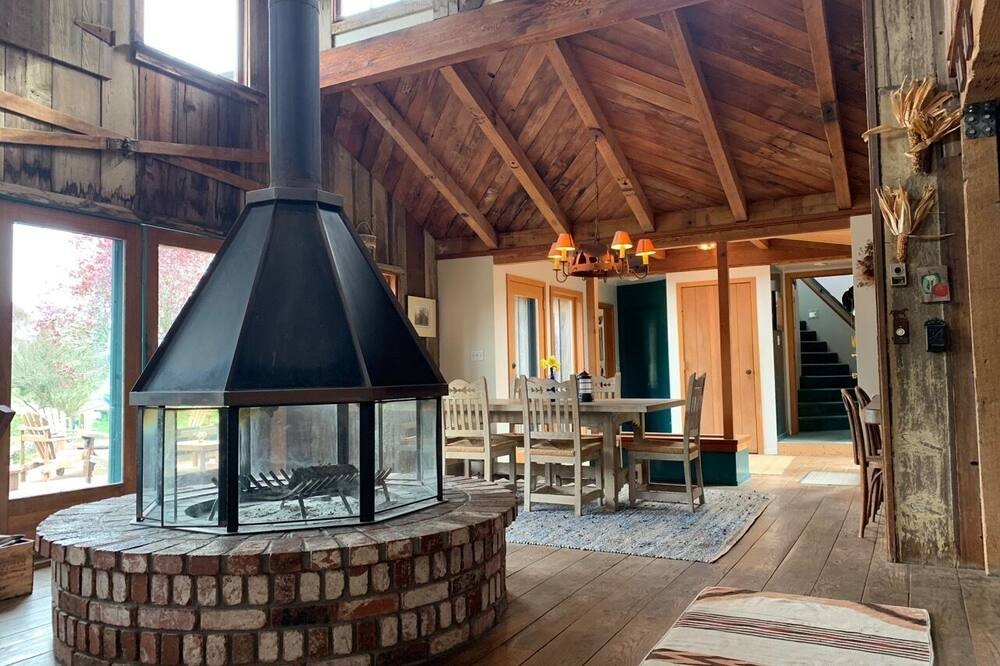 Photo of Livingroom in Half Moon Bay