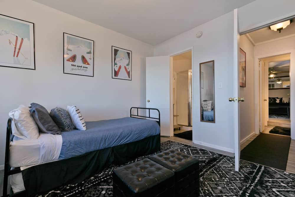 Photo of Bedroom in Mammoth Lakes