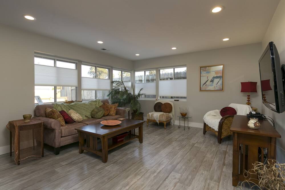 Photo of Livingroom in Baywood-Los Osos