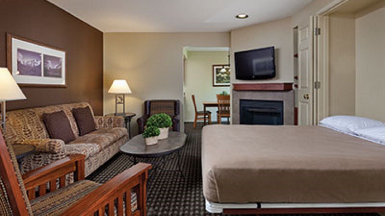 Photo of Others in Bass Lake
