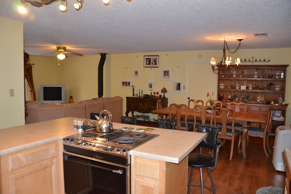 Photo of Bedroom in Wishon