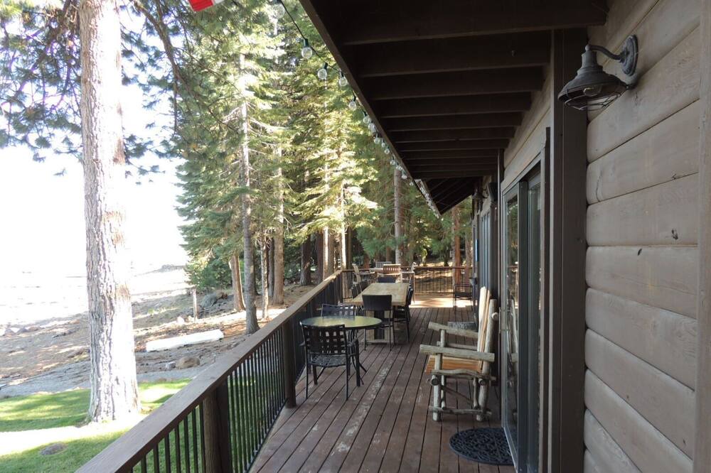Photo of Patio Balcony in Lake Almanor West