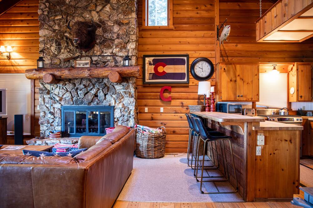Photo of Livingroom in Lake Almanor West