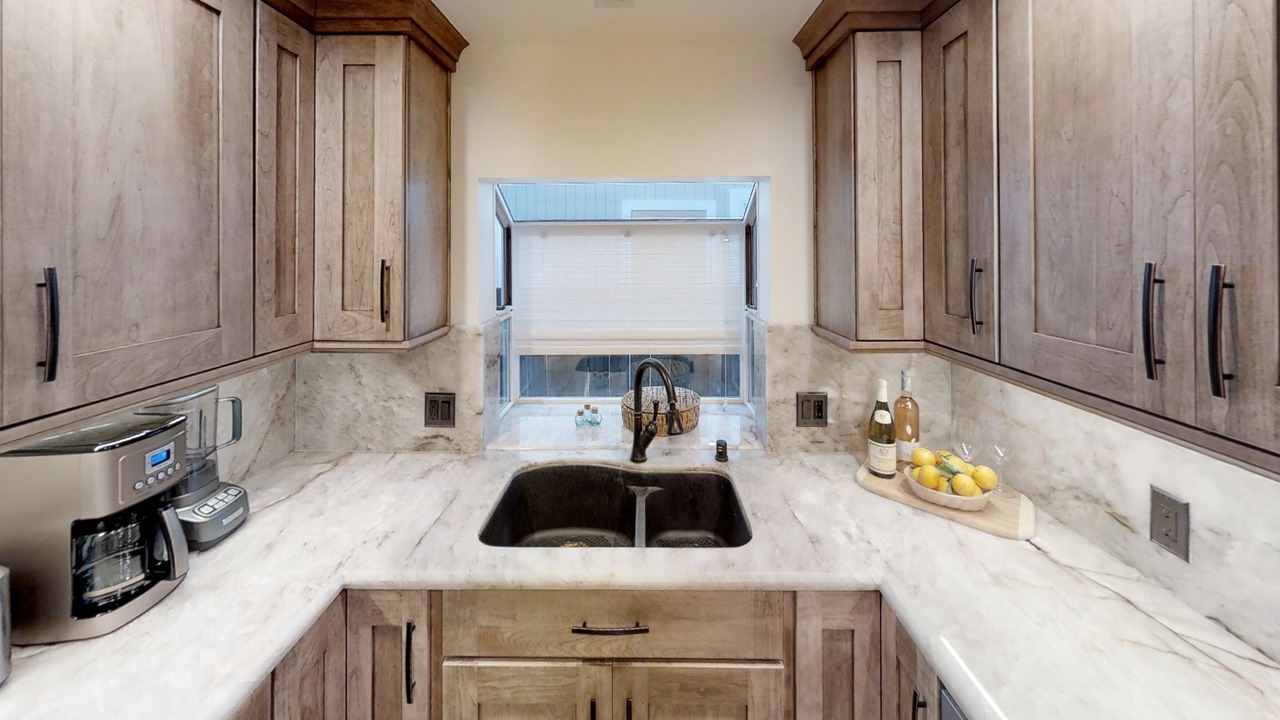 Photo of Kitchen in Faria Beach