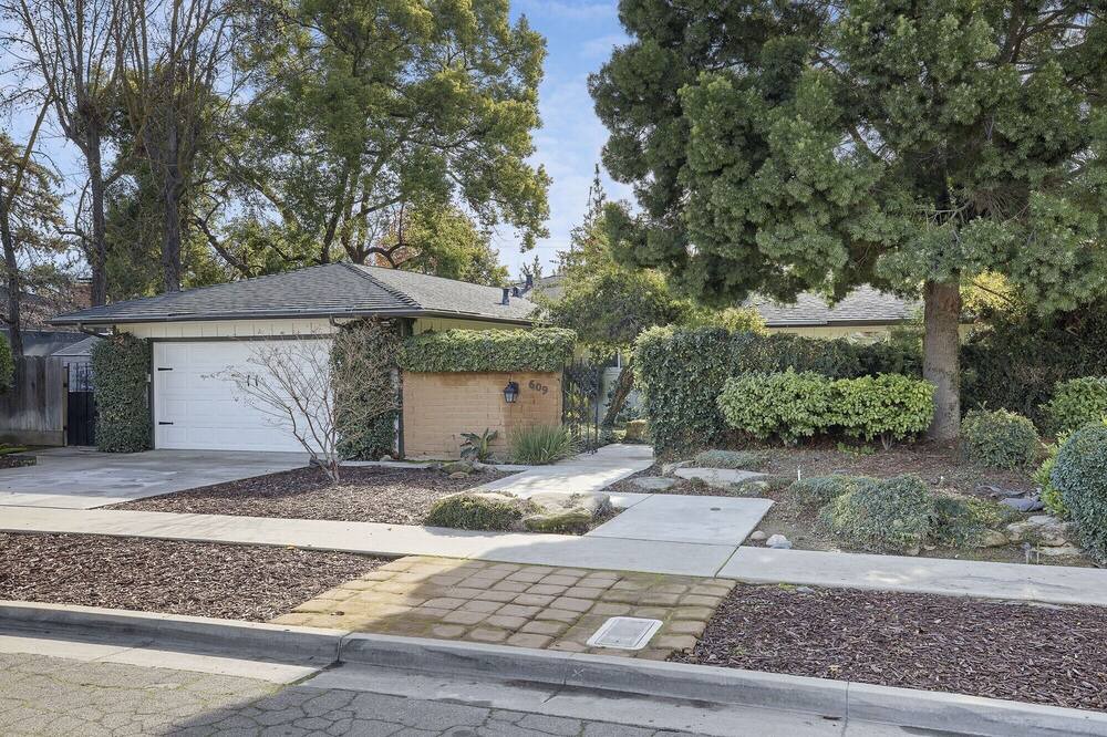 Photo of Outdoor in Fresno