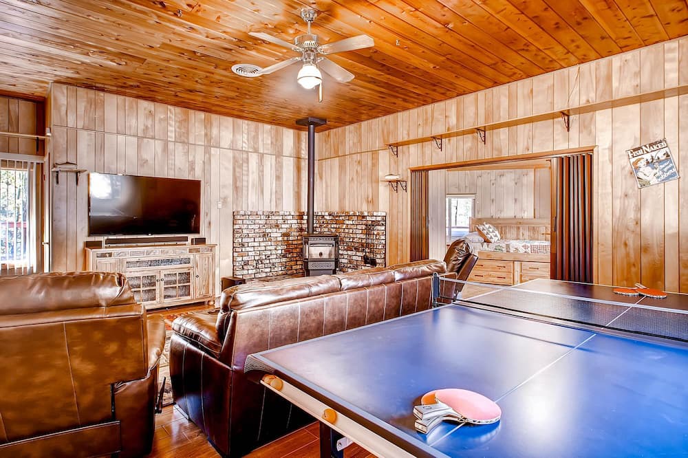 Photo of Bedroom in Yosemite Forks
