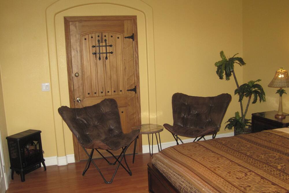 Photo of Bedroom in Citrus Heights