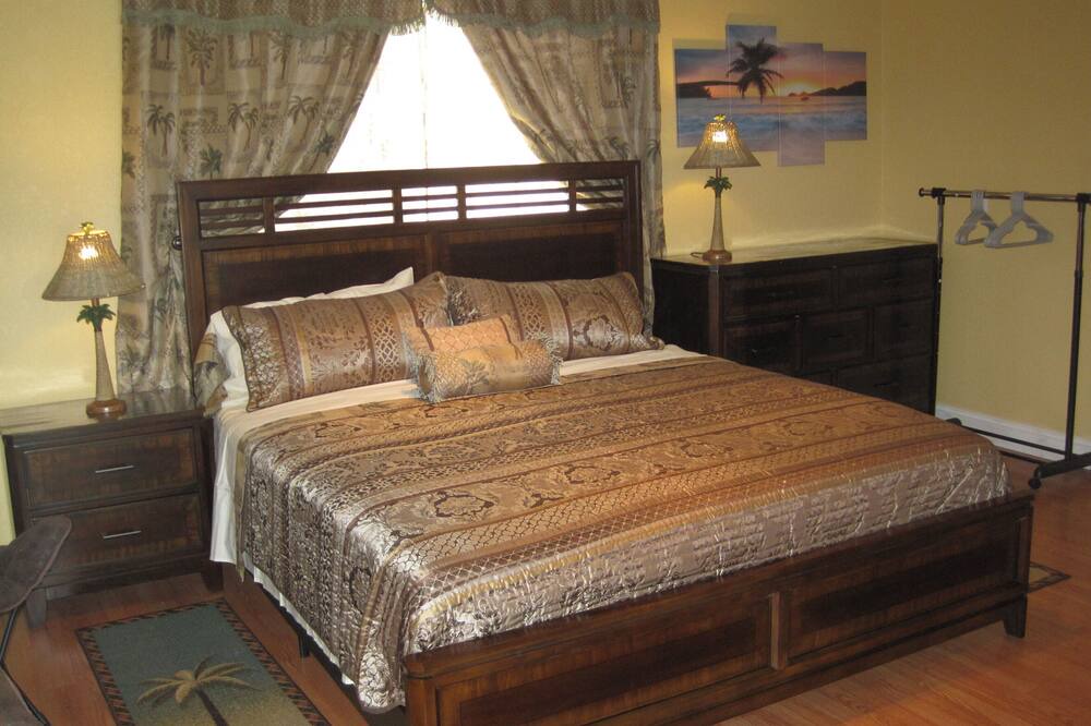 Photo of Bedroom in Citrus Heights