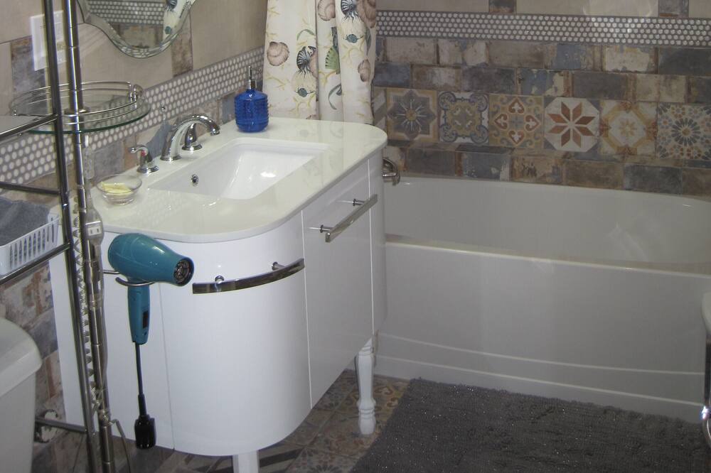 Photo of Bathroom in Citrus Heights