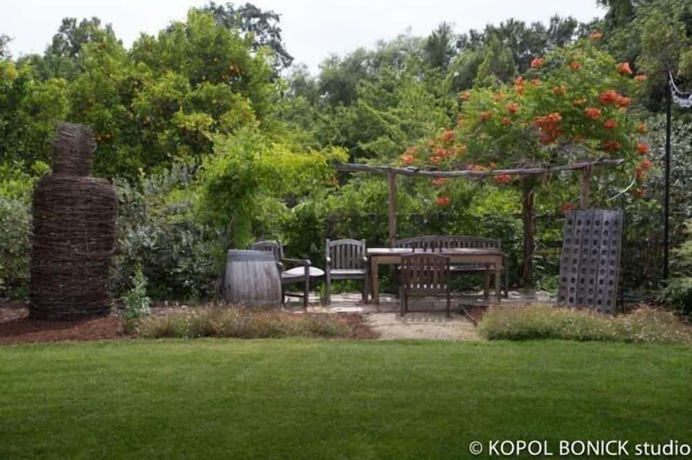 Photo of Outdoor in Napa