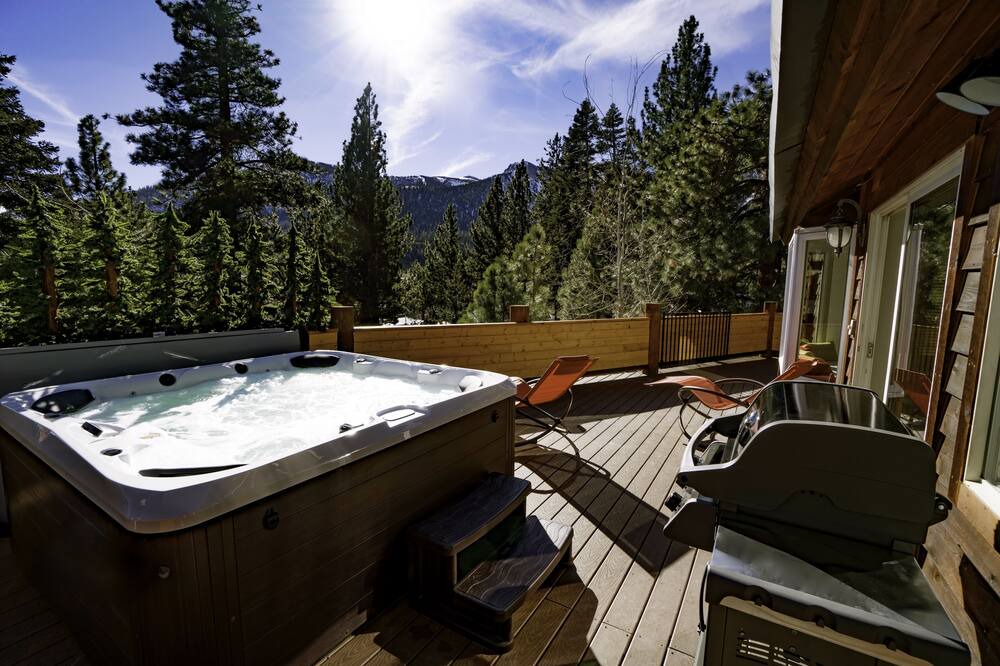 Photo of Others in Mammoth Lakes