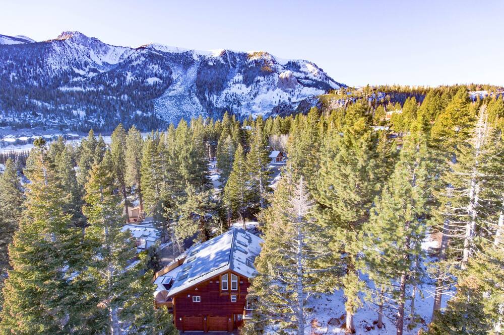 Photo of Outdoor in Mammoth Lakes