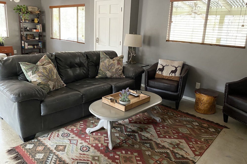 Photo of Livingroom in Kaweah