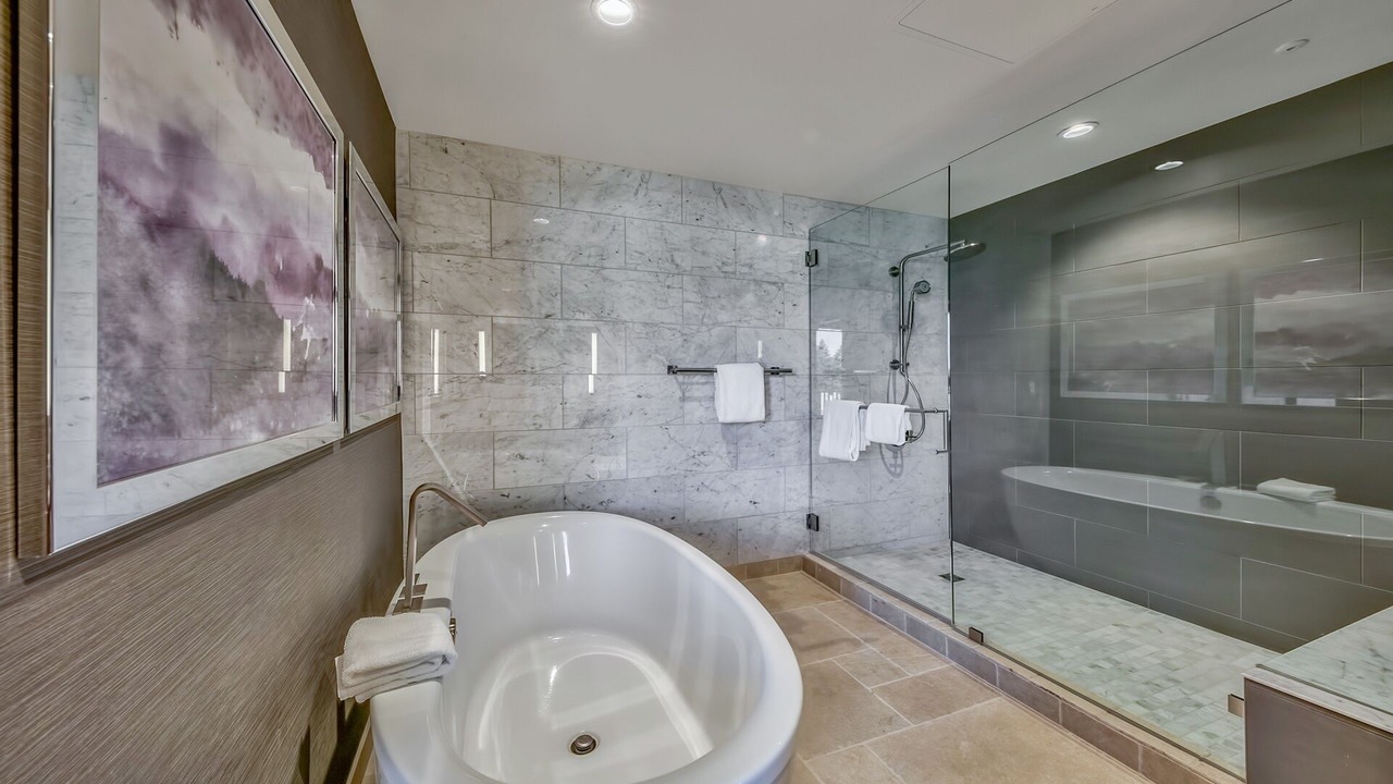Photo of Bathroom in Lakeside Park
