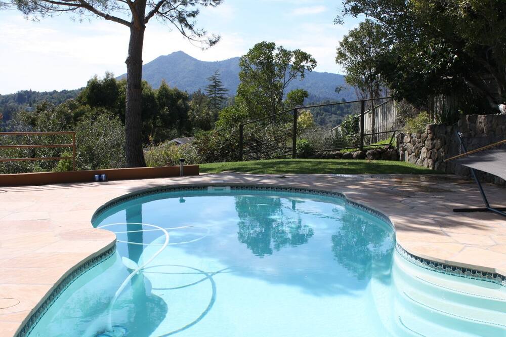 Photo of Outdoor in San Rafael