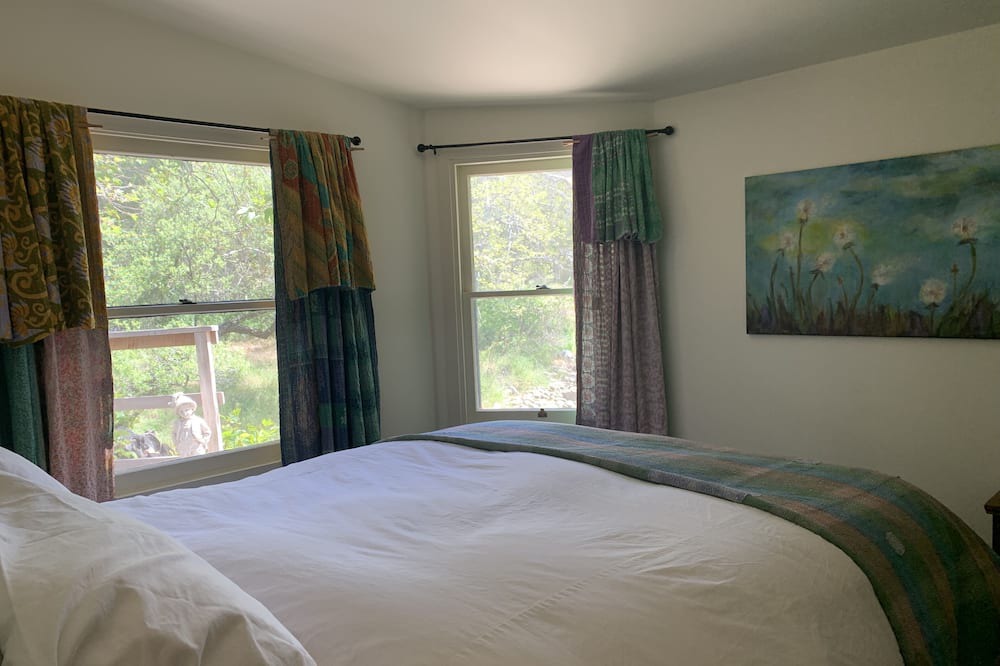 Photo of Bedroom in Carmel Valley