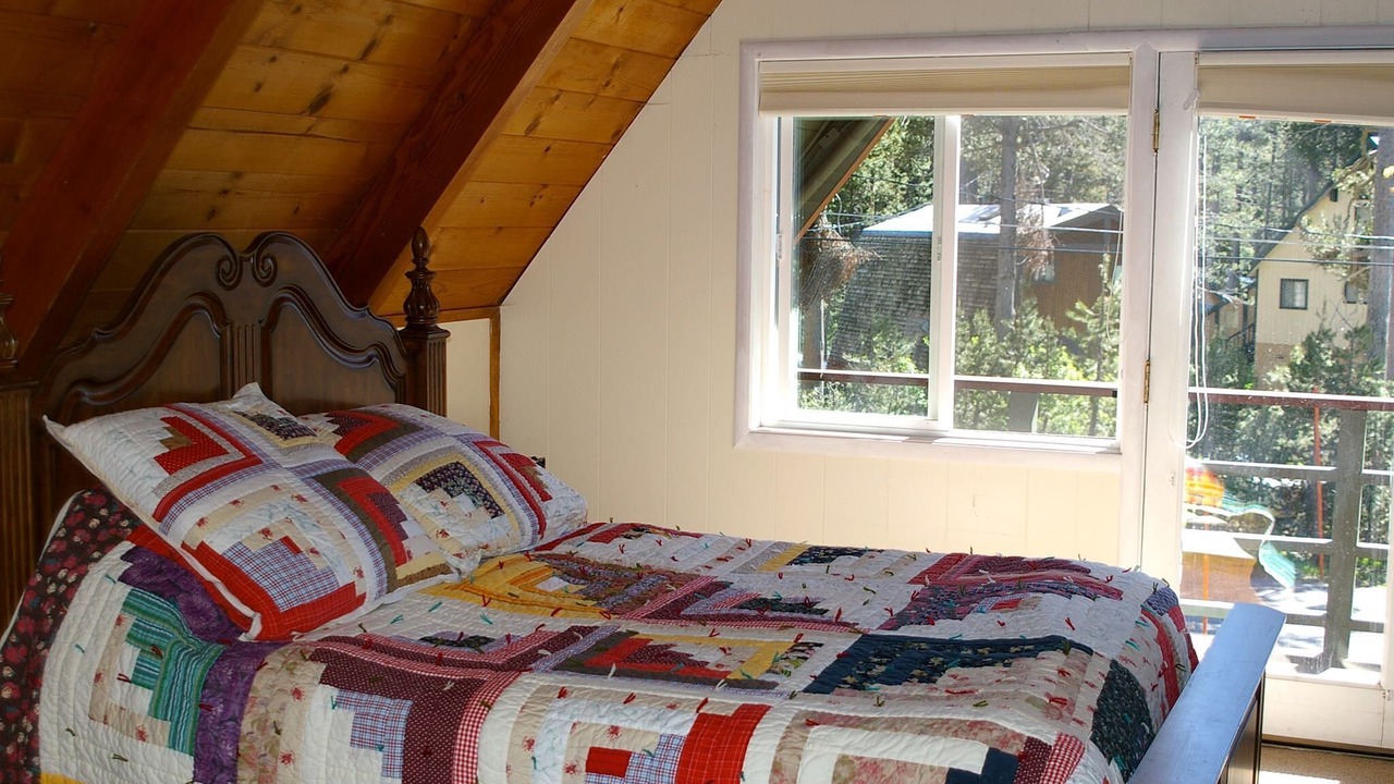 Photo of Bedroom in Serene Lakes
