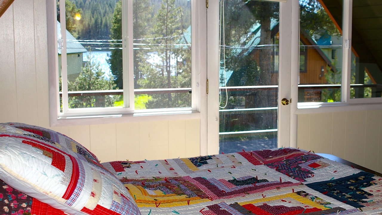 Photo of Bedroom in Serene Lakes