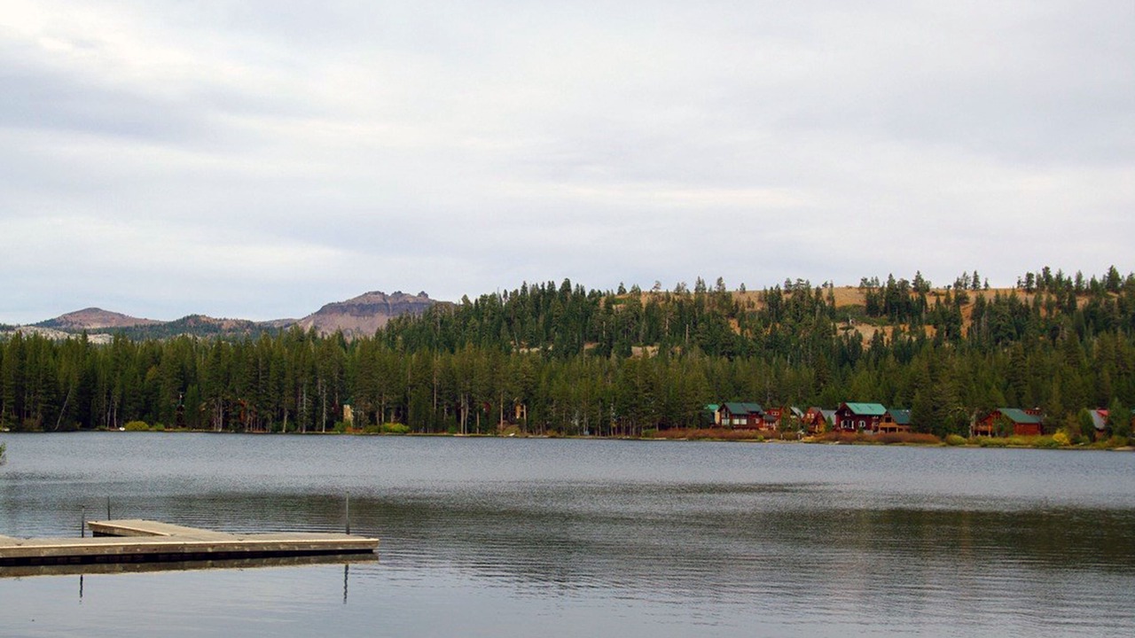 Photo of Outdoor in Serene Lakes