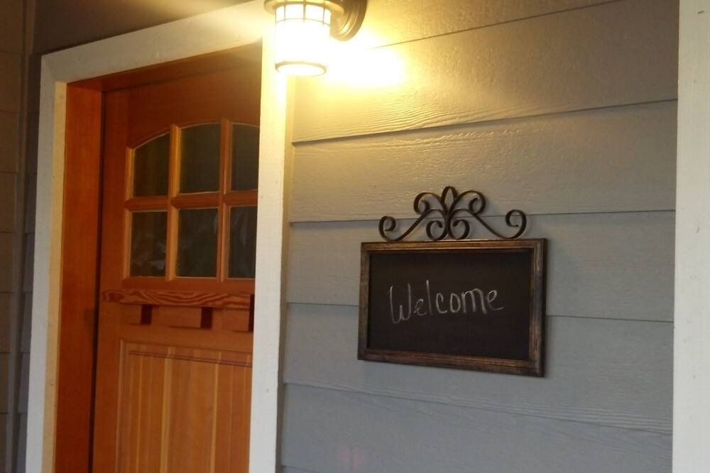 Photo of Others in Oakhurst