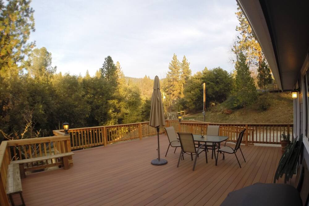 Photo of Others in Oakhurst