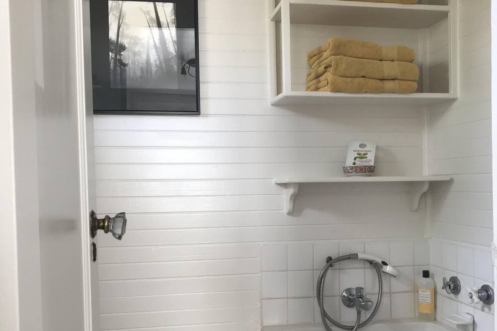Photo of Bathroom in Happy Hill