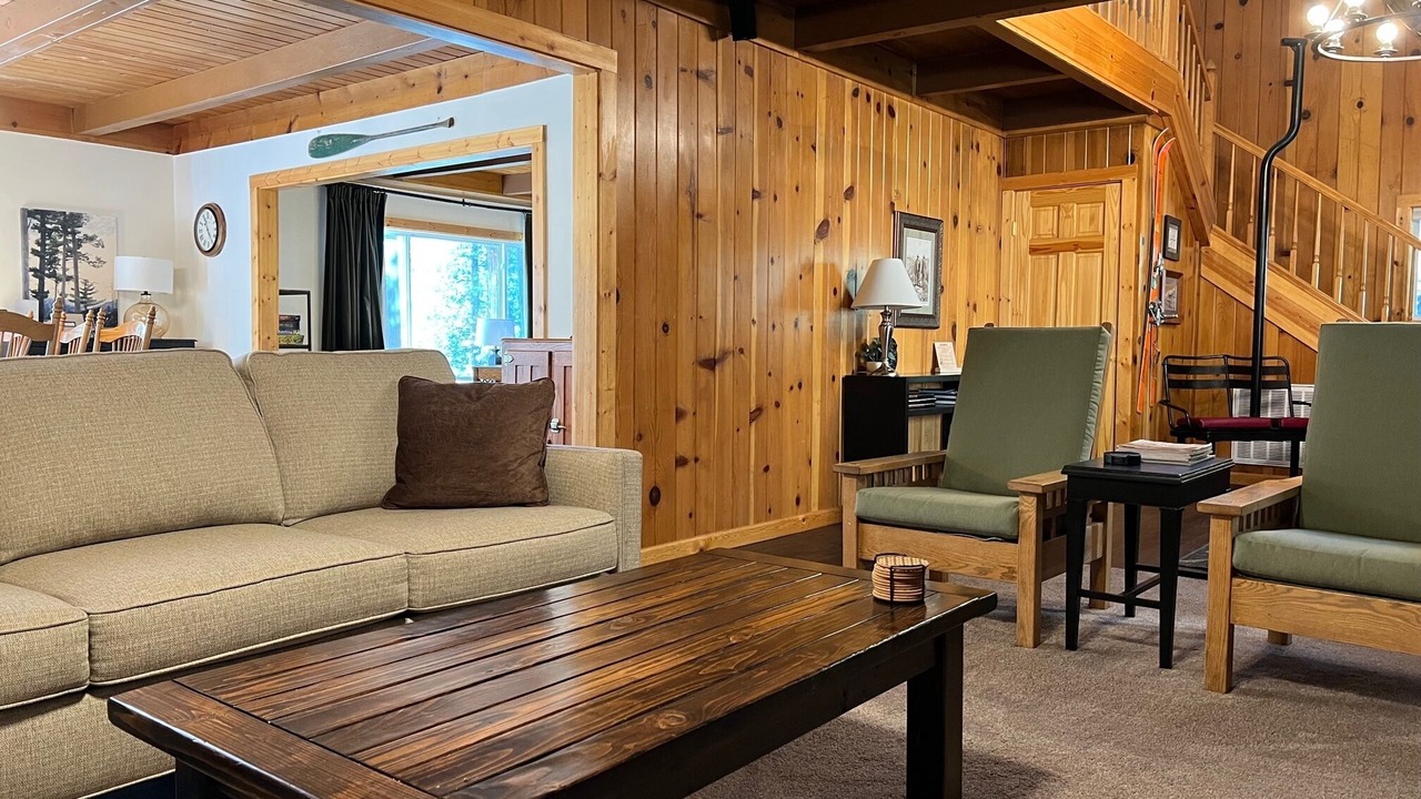 Photo of Livingroom in Cold Springs