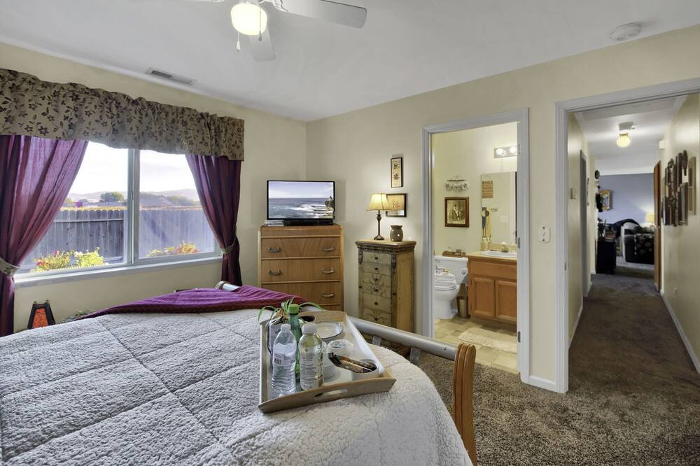 Photo of Bedroom in Fernley