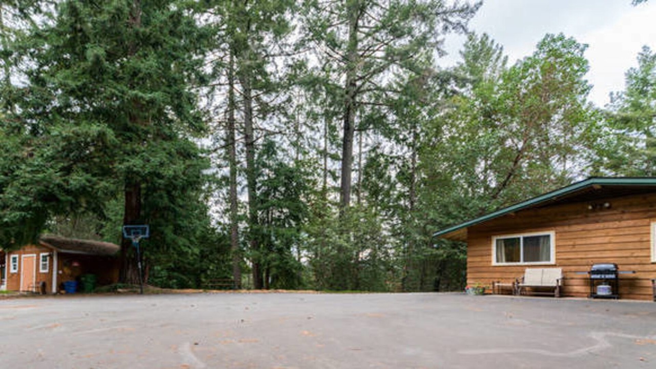 Photo of Outdoor in Lexington Hills