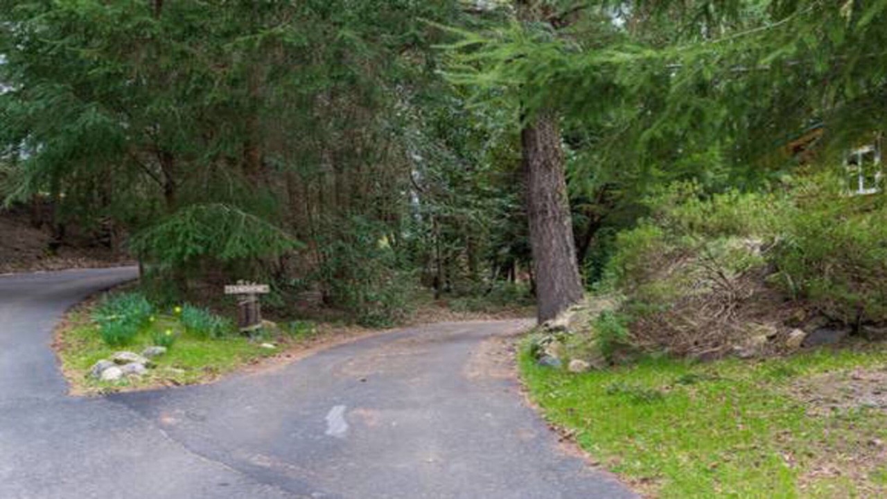 Photo of Outdoor in Lexington Hills
