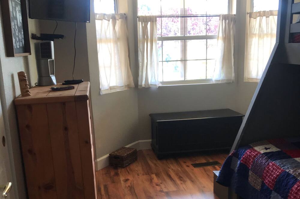 Photo of Bedroom in Valley Springs