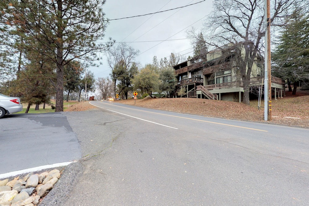 Photo of Others in Groveland