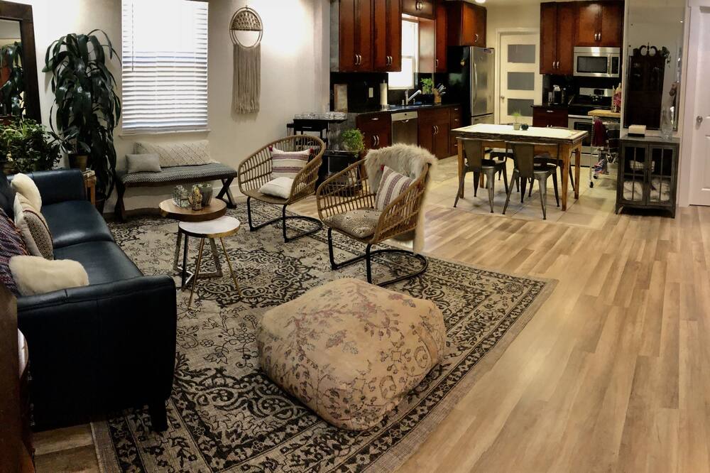 Photo of Livingroom in Folsom