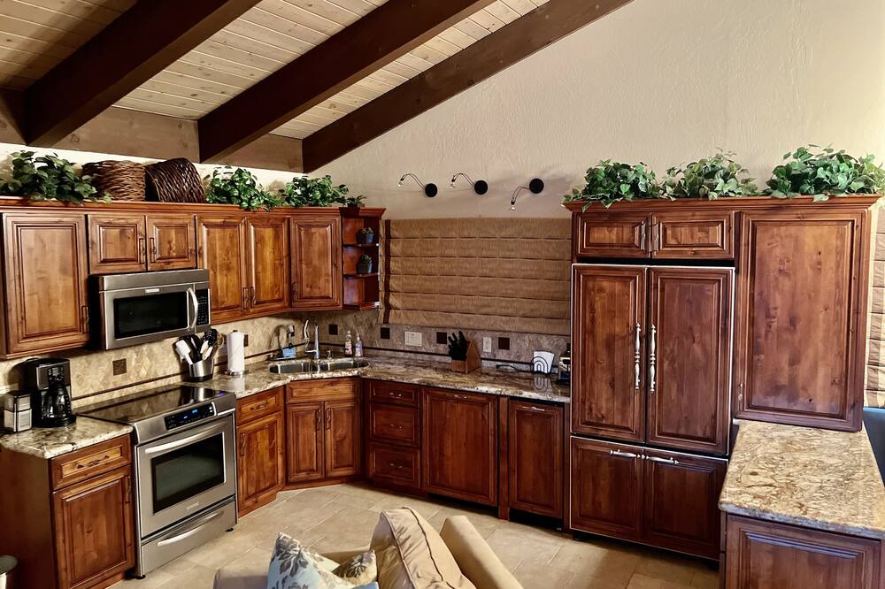 Photo of Kitchen in Oak Shores