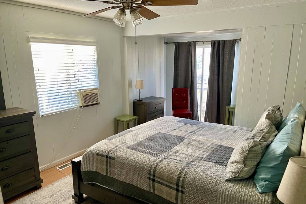 Photo of Bedroom in Three Rivers
