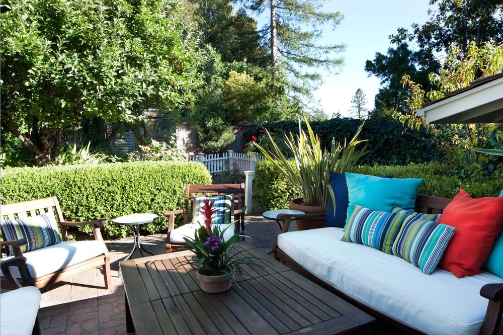 Photo of Patio Balcony in San Rafael