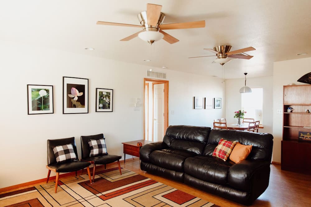Photo of Bedroom in Sanger