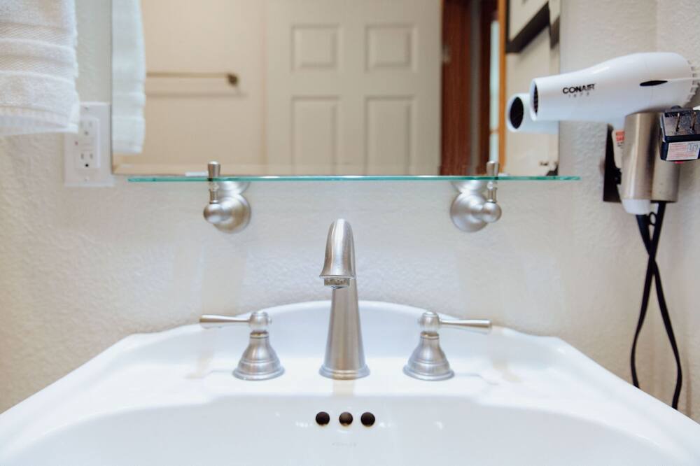 Photo of Bathroom in Sanger