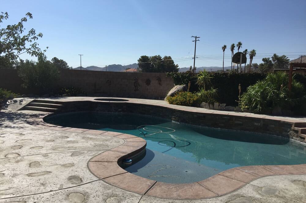 Photo of Others in Ridgecrest