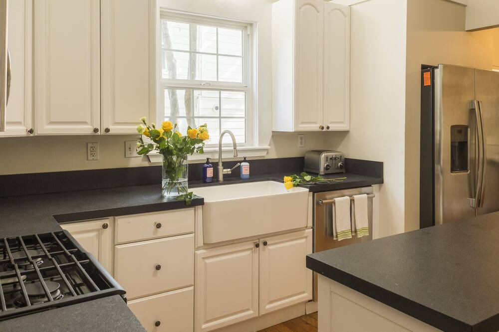 Photo of Kitchen in St. Helena