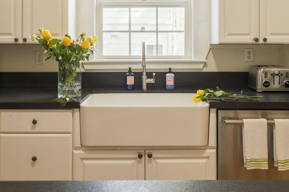 Photo of Kitchen in St. Helena