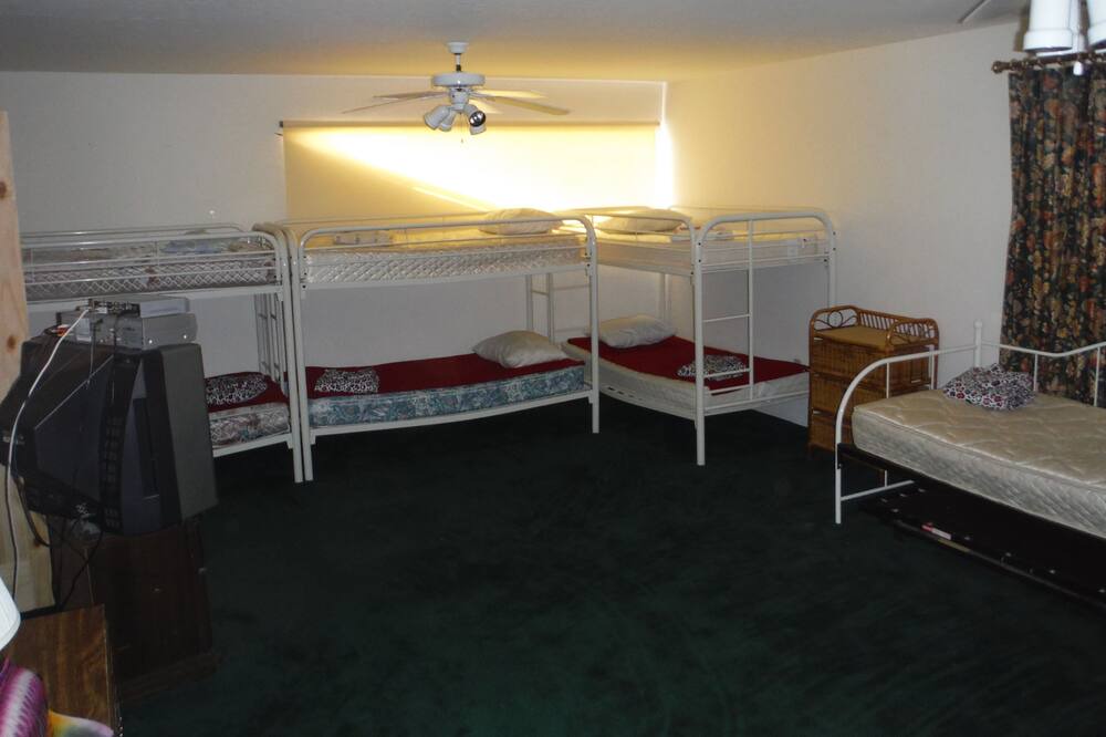 Photo of Bedroom in Copperopolis