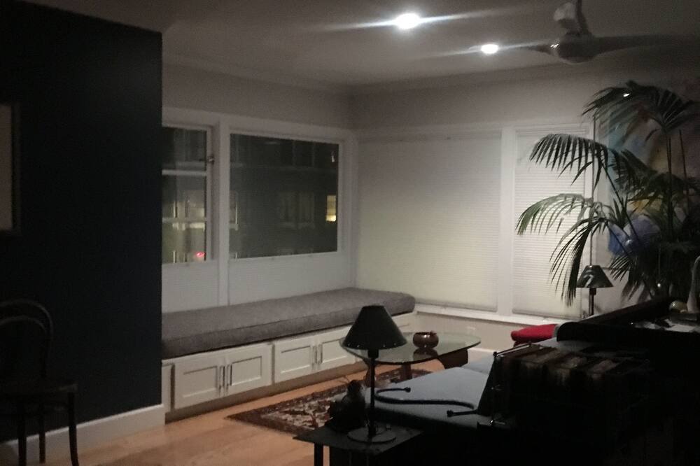 Photo of Bedroom in Pacific Heights